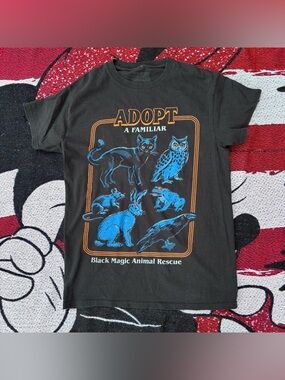STEVEN RHODES BLACK ADOPT A FAMILIAR ANIMAL GRAPHIC T SHIRT SIZE SMALL